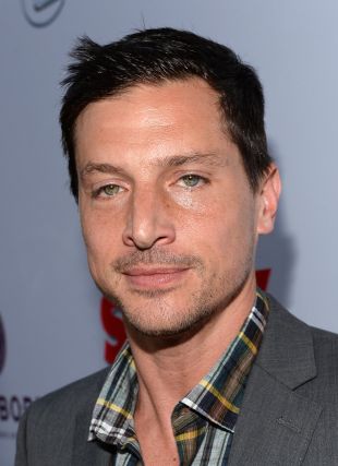 Simon Rex | Biography, Movie Highlights and Photos | AllMovie